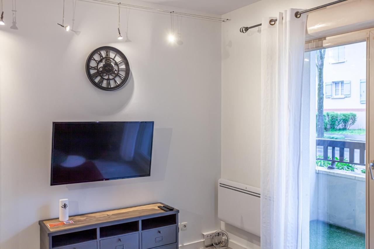Appartement au calme, équipé proche de Disneyland Serris Exterior foto