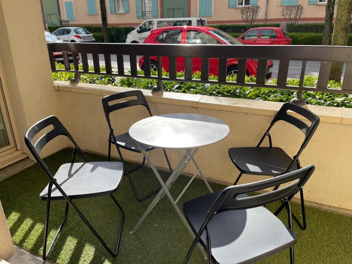 Appartement au calme, équipé proche de Disneyland Serris Exterior foto